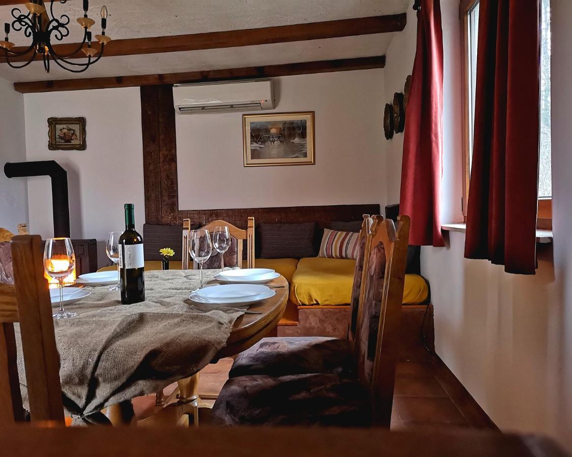 Kuca Za Odmor Rubic Villa Vinkovci Ngoại thất bức ảnh
