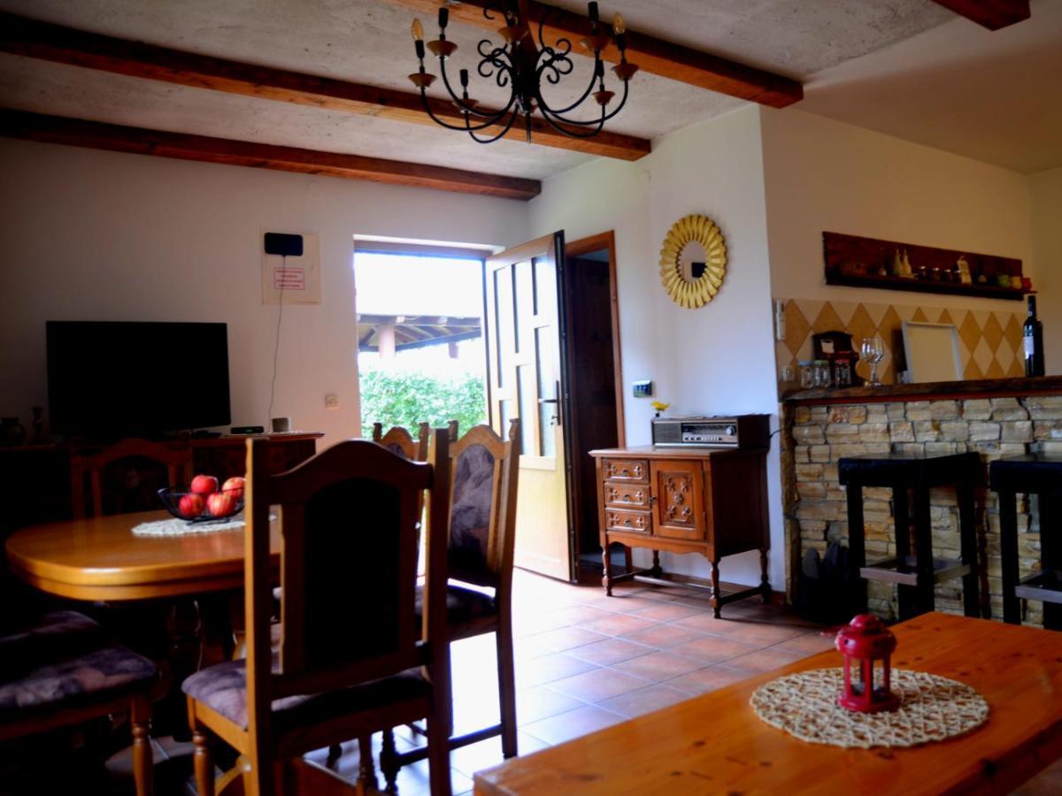 Kuca Za Odmor Rubic Villa Vinkovci Ngoại thất bức ảnh